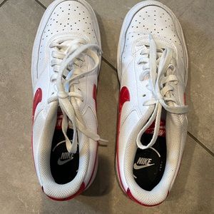 Nike mens size 9 . Barely worn